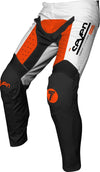 40 - Blanc & Noir & Orange & Orange Image
